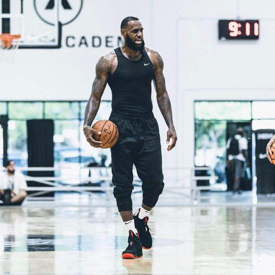 比赛自然被 比赛自然被