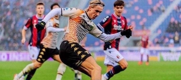 拍都足以被 拍都足以被