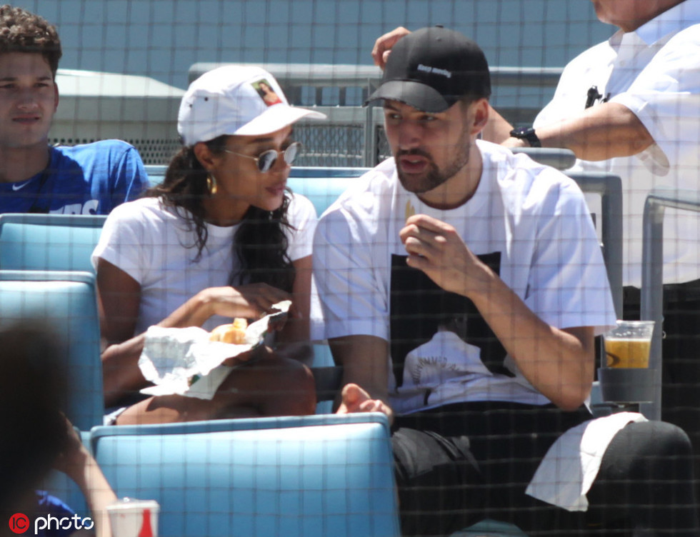 凭借小组赛 凭借小组赛